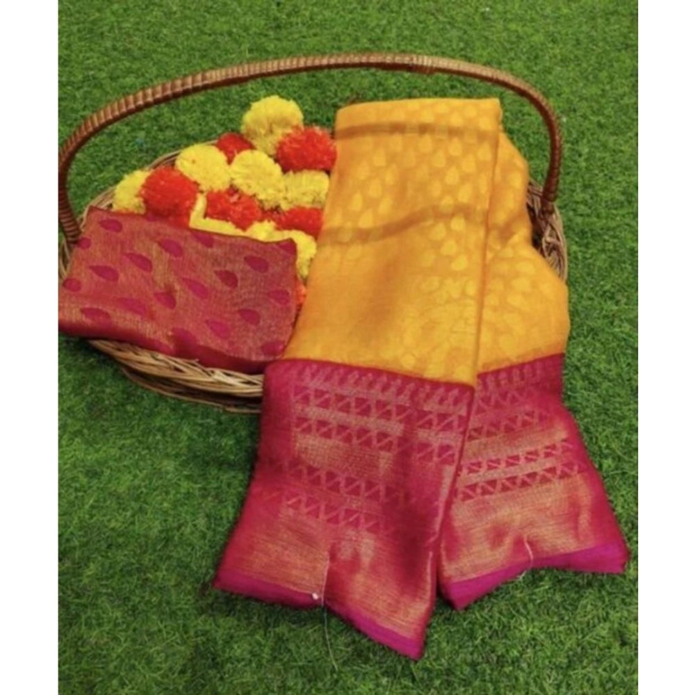 Ranili Viscose Rayon Printed Saree With Unstitched Blouse