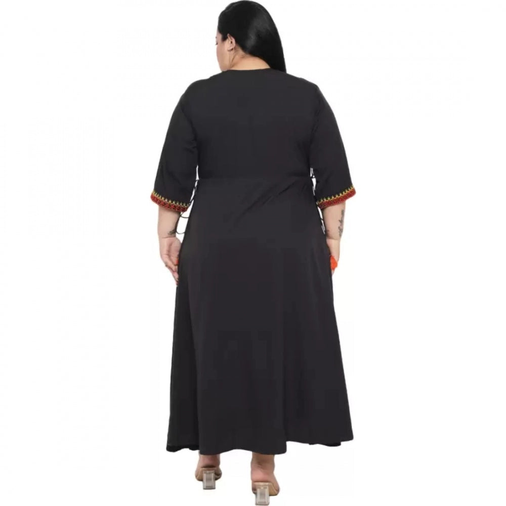 Ranili Fit And Flare Black Dress