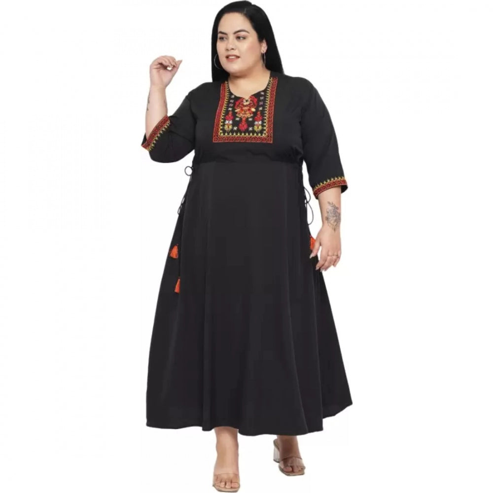 Ranili Fit And Flare Black Dress