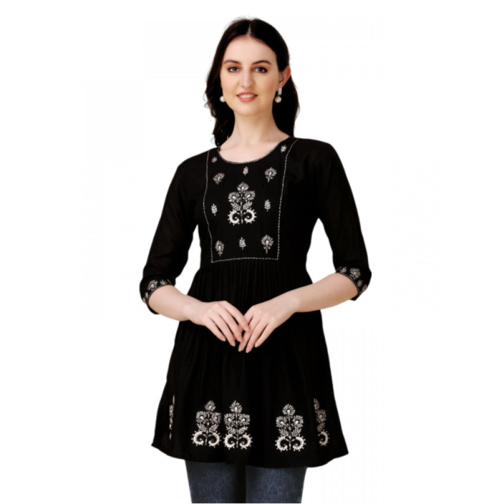 Ranili Casual 3-4 Th Sleeve Embroidered Rayon Tunic Top