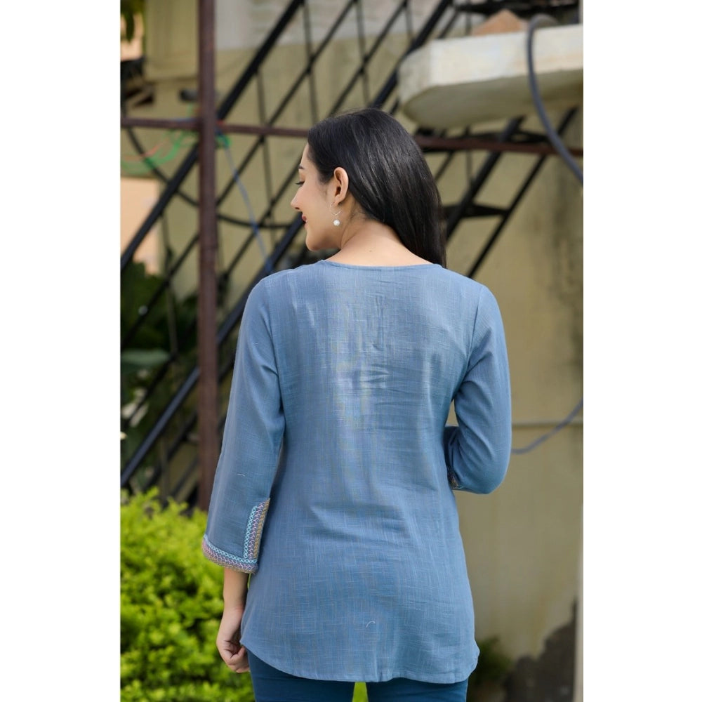 Ranili Cotton Embroidered 3/4 Sleeve V-neck Top