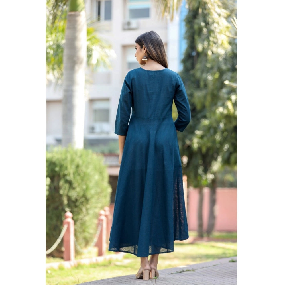 Ranili Cotton Solid 3/4 Sleeve Round Neck Kurti