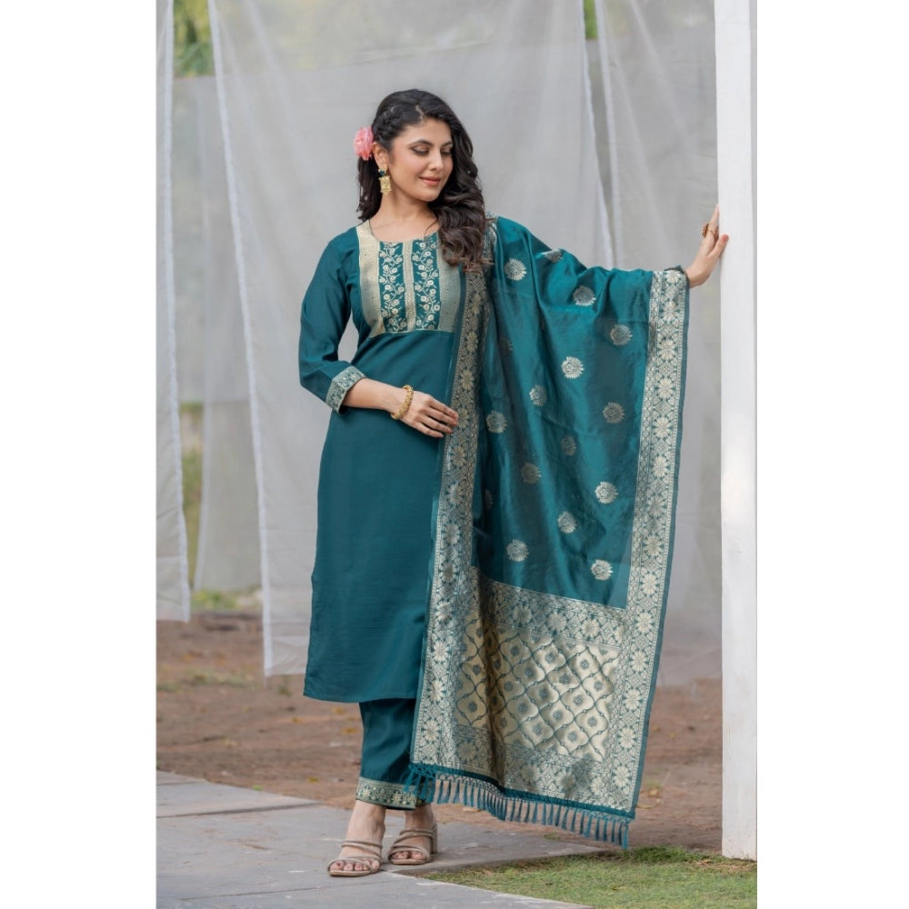 Ranili Rayon Printed Round Neck Kurti With Pant And Dupatta Set